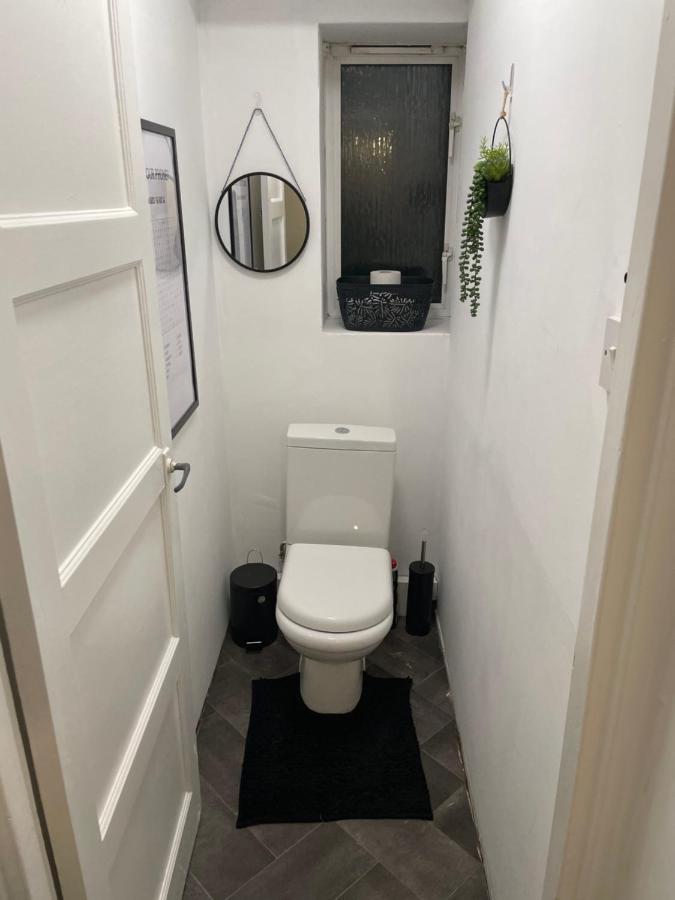 Lovely 2Bedroom 4Mins From Wimbledon Station Londen Buitenkant foto