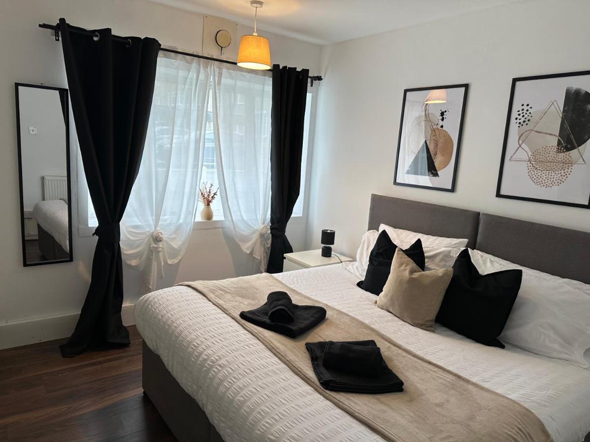 Lovely 2Bedroom 4Mins From Wimbledon Station Londen Buitenkant foto